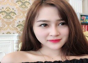 Студент любит играть на верховой лошади